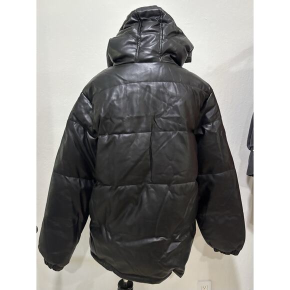 Pretty Little Thing BLACK FAUX LEATHER PADDED HOODED PUFFER US Size Medium NWT - Picture 4 of 7